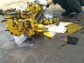 液壓泵維修中出現吸不上油或無壓力的情況該怎么辦？